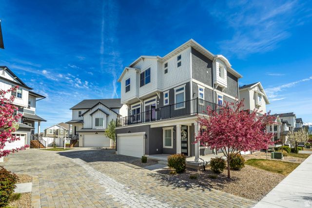 156 E POLARIS DR, Saratoga Springs, UT 84045