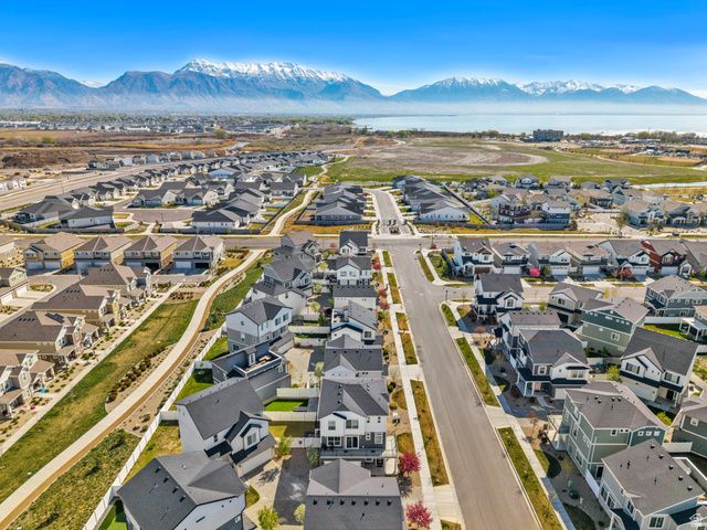 156 E POLARIS DR, Saratoga Springs, UT 84045