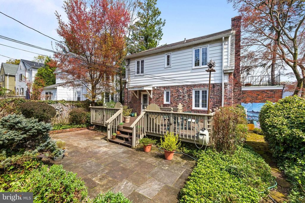 Image 30 of property listing at 4408 SEDGWICK RD, Baltimore, MD 21210