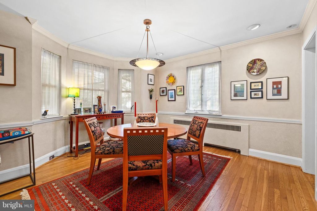 Image 9 of property listing at 4408 SEDGWICK RD, Baltimore, MD 21210