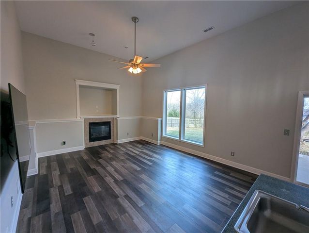 15601 White Drive, Belton, MO 64012