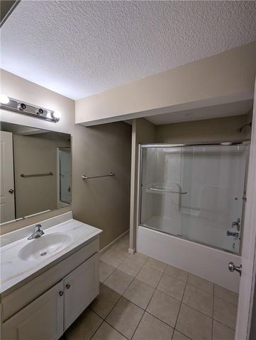 15601 White Drive, Belton, MO 64012