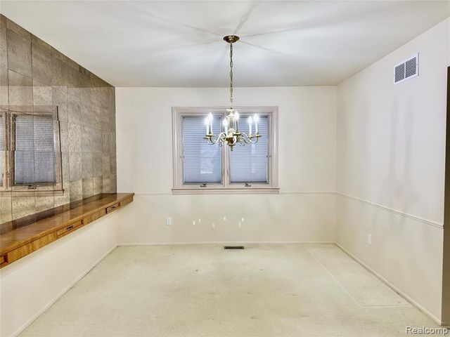 4213 Wentworth Drive, Troy, MI 48098