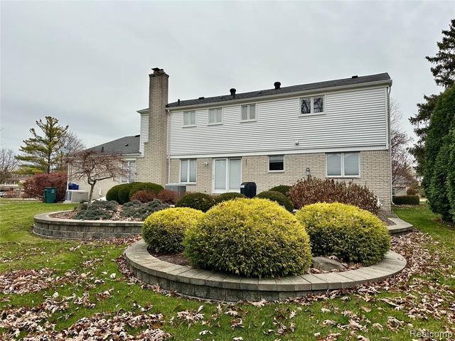 4213 Wentworth Drive, Troy, MI 48098