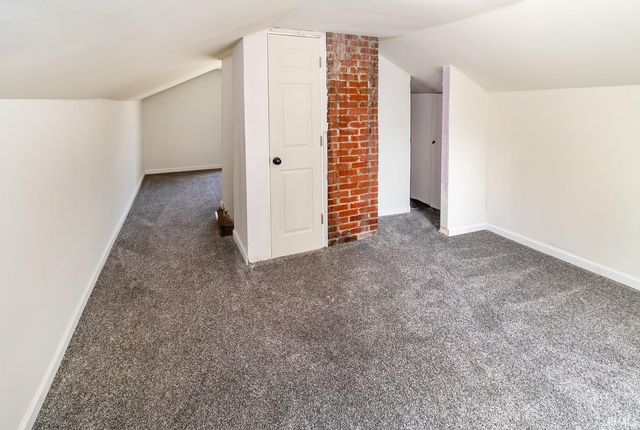 1204 S Evans Avenue, Evansville, IN 47713