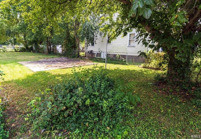1204 S Evans Avenue, Evansville, IN 47713