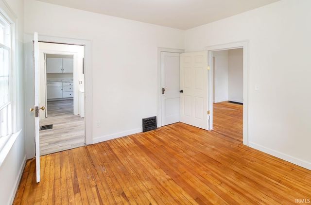 1204 S Evans Avenue, Evansville, IN 47713