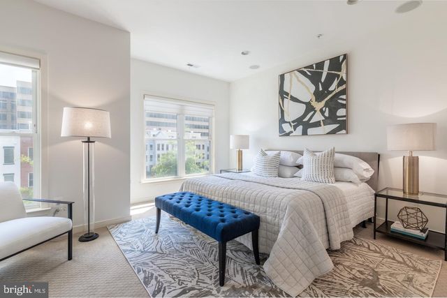 330 L ST SE, Washington, DC 20003
