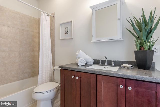 330 L ST SE, Washington, DC 20003