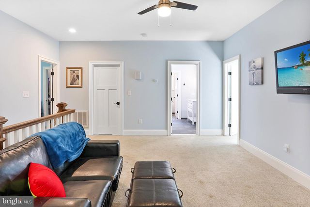 3411 FENNY HILL RD, Delaplane, VA 20144