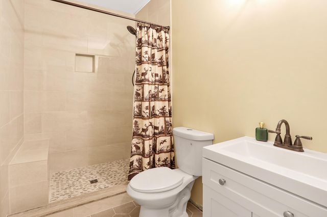 3411 FENNY HILL RD, Delaplane, VA 20144
