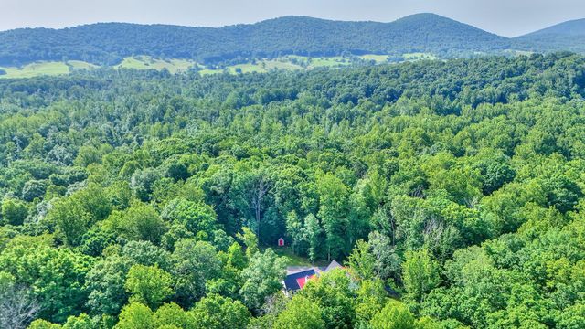 3411 FENNY HILL RD, Delaplane, VA 20144