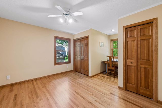 16140 46th Avenue N, Plymouth, MN 55446
