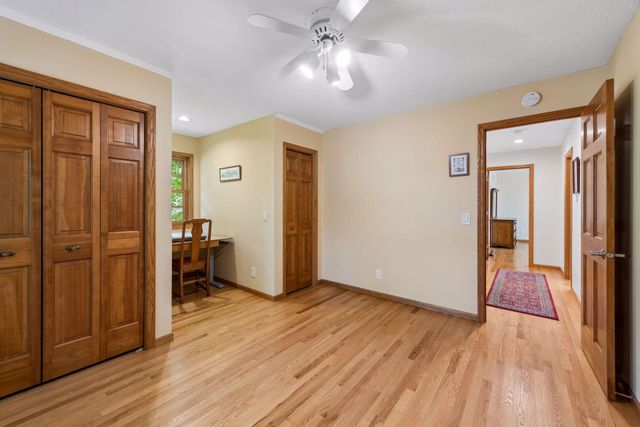 16140 46th Avenue N, Plymouth, MN 55446