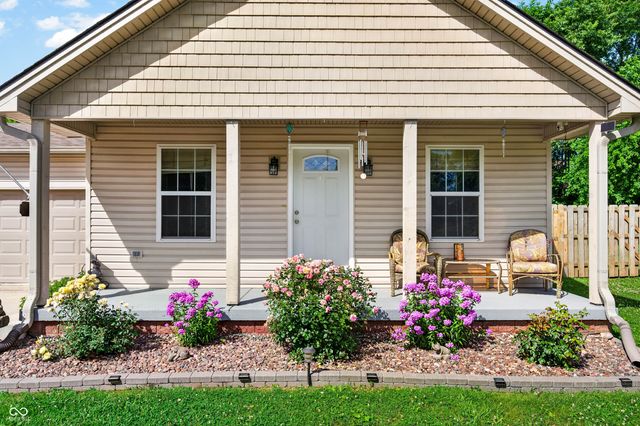 1098 Wilson Way, Franklin, IN 46131