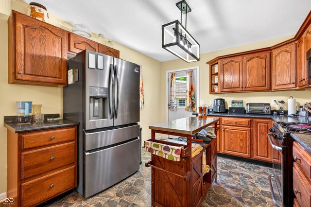 1098 Wilson Way, Franklin, IN 46131