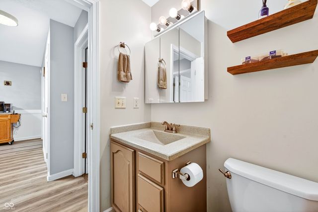 1098 Wilson Way, Franklin, IN 46131