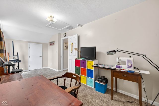 1098 Wilson Way, Franklin, IN 46131