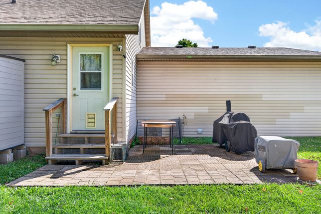 1098 Wilson Way, Franklin, IN 46131