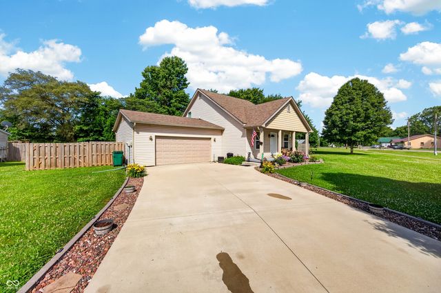 1098 Wilson Way, Franklin, IN 46131