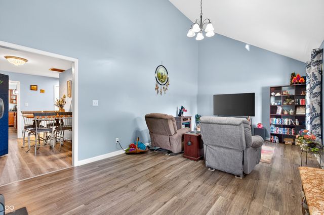 1098 Wilson Way, Franklin, IN 46131