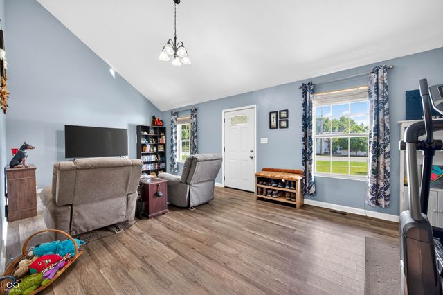 1098 Wilson Way, Franklin, IN 46131