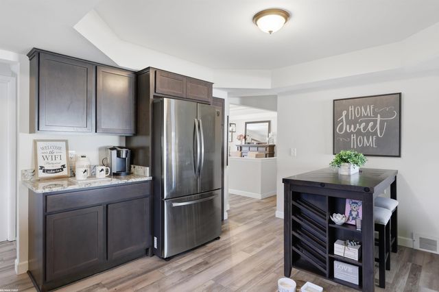 30715 Primrose Drive, Warren, MI 48088