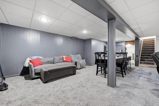 30715 Primrose Drive, Warren, MI 48088