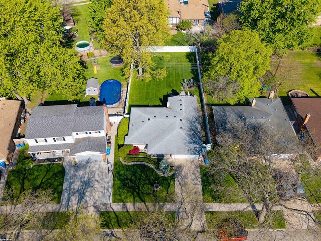 30715 Primrose Drive, Warren, MI 48088