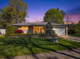 30715 Primrose Drive, Warren, MI 48088