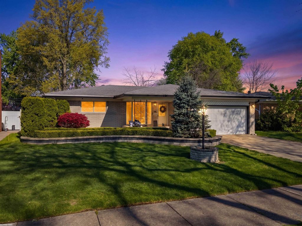 30715 Primrose Drive, Warren, MI 48088