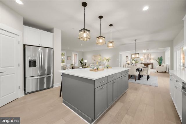 5712 HODGES RD, Sykesville, MD 21784