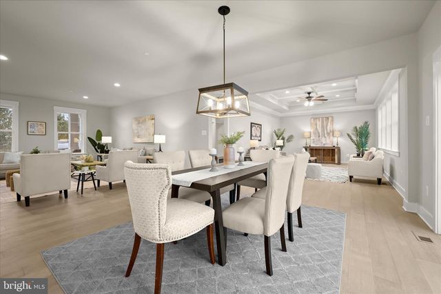 5712 HODGES RD, Sykesville, MD 21784