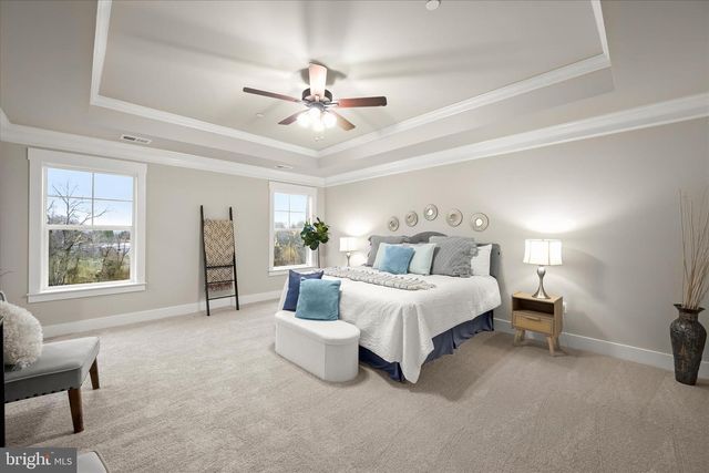 5712 HODGES RD, Sykesville, MD 21784