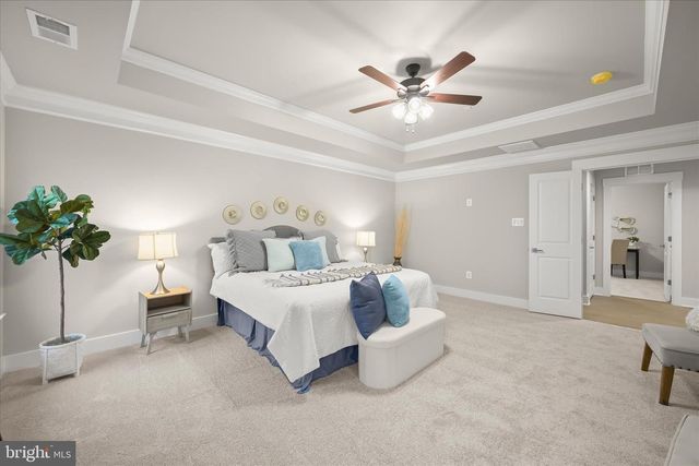 5712 HODGES RD, Sykesville, MD 21784