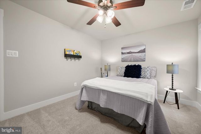 5712 HODGES RD, Sykesville, MD 21784