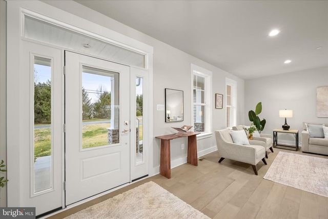 5712 HODGES RD, Sykesville, MD 21784