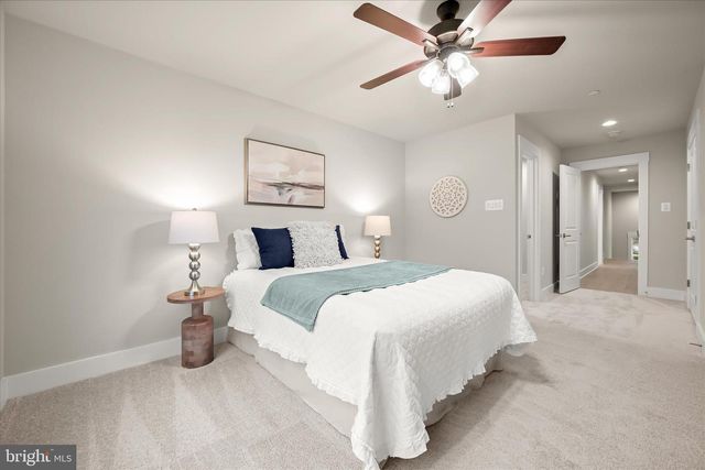 5712 HODGES RD, Sykesville, MD 21784