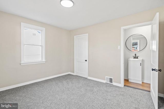 1196 N STATE ST, Pottstown, PA 19464