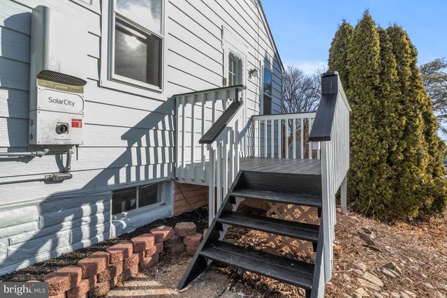 1196 N STATE ST, Pottstown, PA 19464