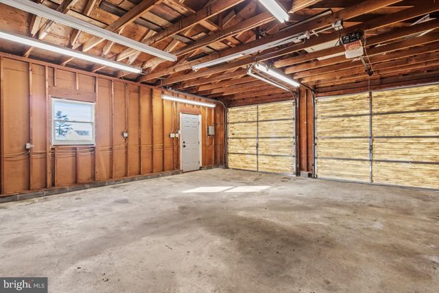 1196 N STATE ST, Pottstown, PA 19464