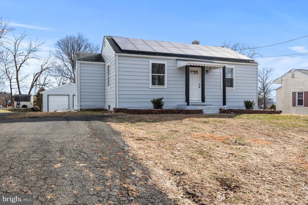 1196 N STATE ST, Pottstown, PA 19464