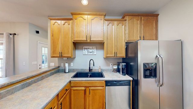 974 N County Road 33, Ashford, AL 36312