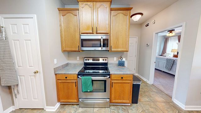 974 N County Road 33, Ashford, AL 36312