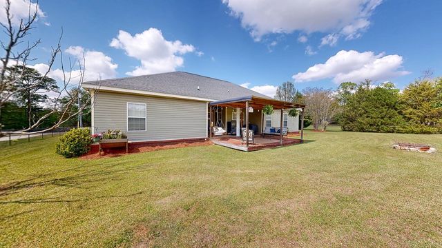 974 N County Road 33, Ashford, AL 36312