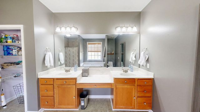 974 N County Road 33, Ashford, AL 36312