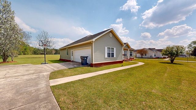 974 N County Road 33, Ashford, AL 36312