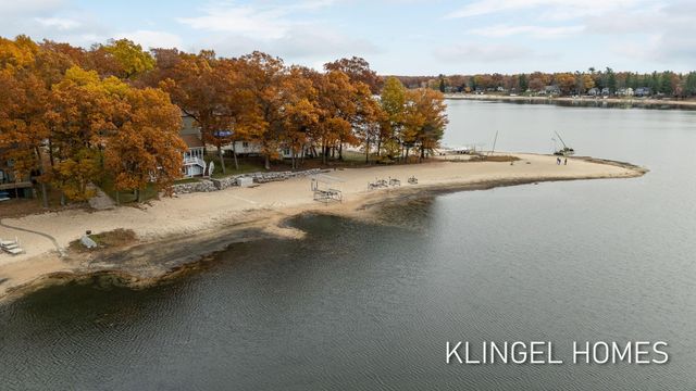 11179 Jacquelyn Drive, Lake Twp, MI 49304