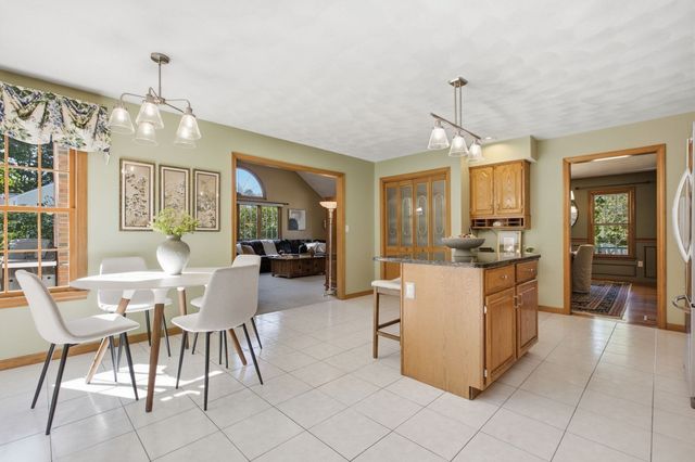 18 Liberty Lane, North Reading, MA 01864