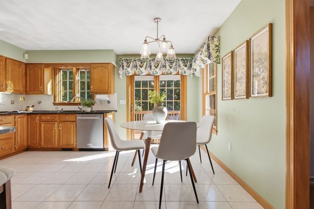 18 Liberty Lane, North Reading, MA 01864